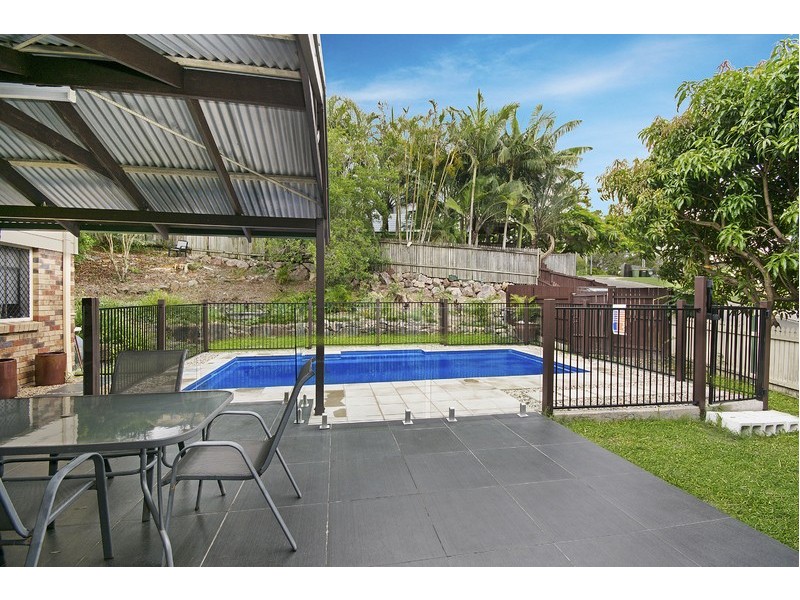 2 Peacock Court, Coolum Beach QLD 4573