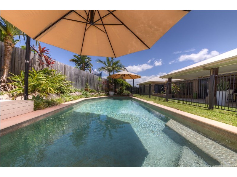 8 Shoal Court, Peregian Springs QLD 4573