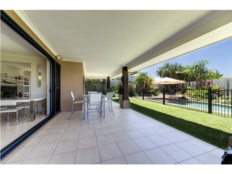 8 Shoal Court, Peregian Springs QLD 4573