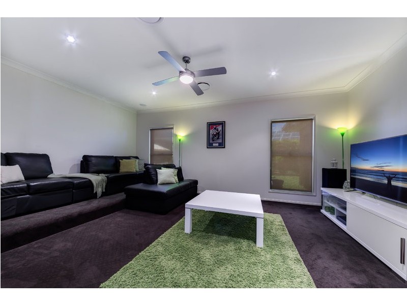 8 Shoal Court, Peregian Springs QLD 4573