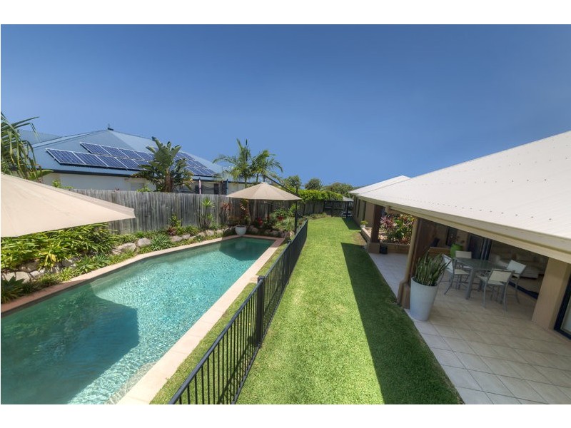 8 Shoal Court, Peregian Springs QLD 4573
