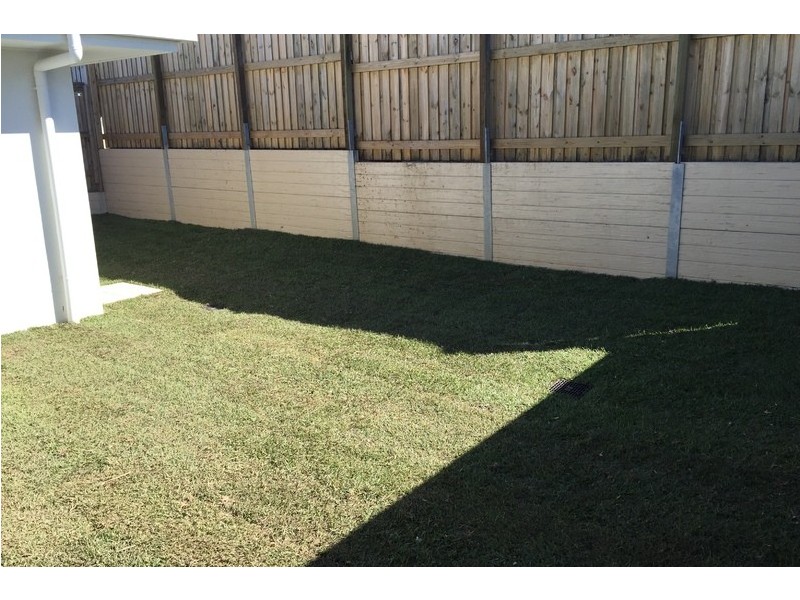 8 Newport Street, Peregian Beach QLD 4573