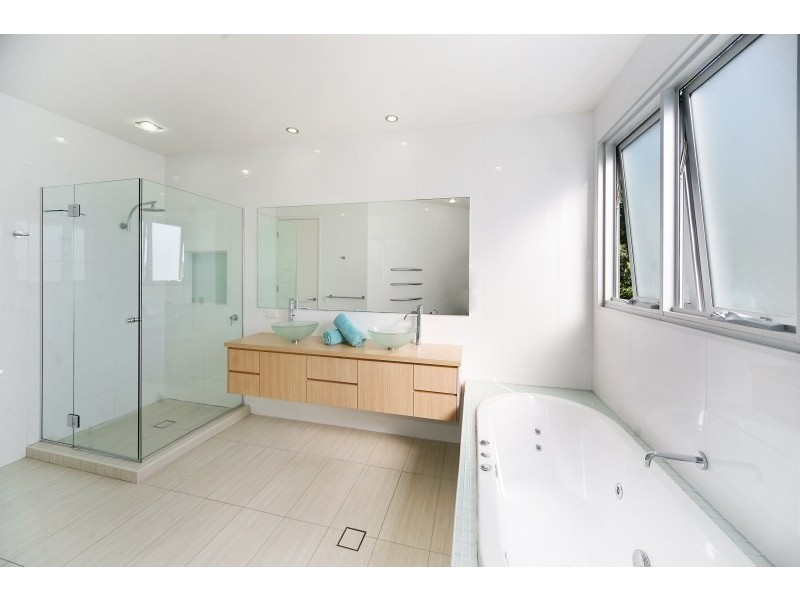 61 Mudjimba Esplanade, Mudjimba QLD 4564