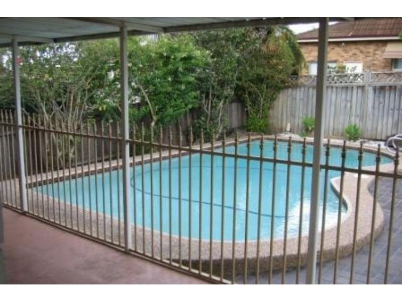 100 Junction Road, Winston Hills NSW 2153