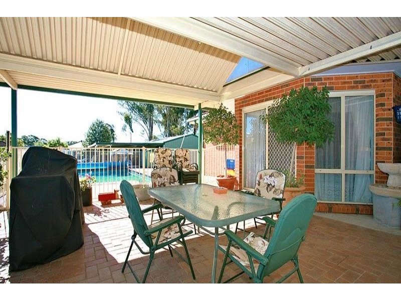 9 Ramona Street, Quakers Hill NSW 2763