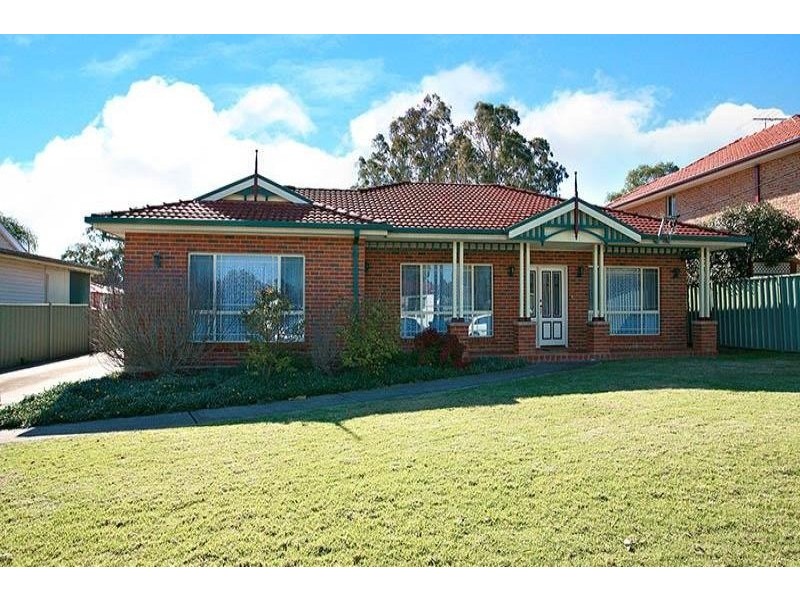 9 Ramona Street, Quakers Hill NSW 2763