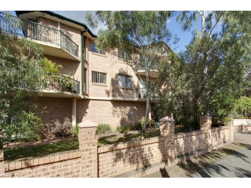 Unit 10/1-3 Windsor Road, Merrylands NSW 2160