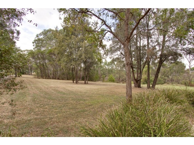 32 Peter Parade, Old Toongabbie NSW 2146