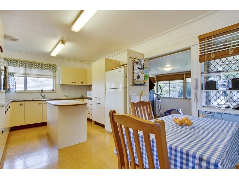 2 Palmerston Avenue, Winston Hills NSW 2153