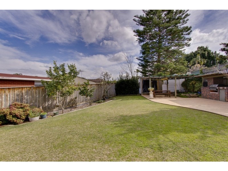 2 Palmerston Avenue, Winston Hills NSW 2153