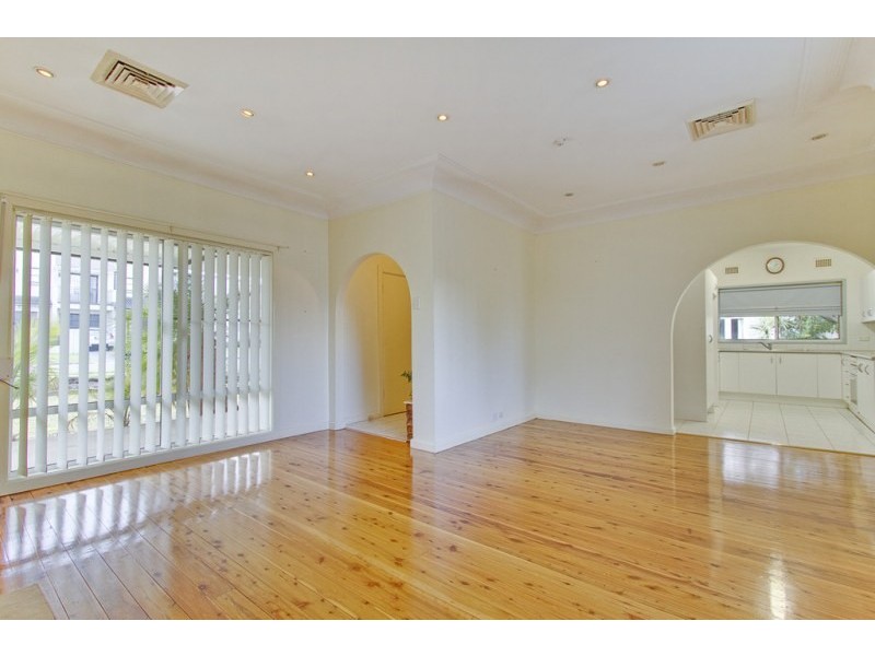 26 Balmoral Road, Northmead NSW 2152