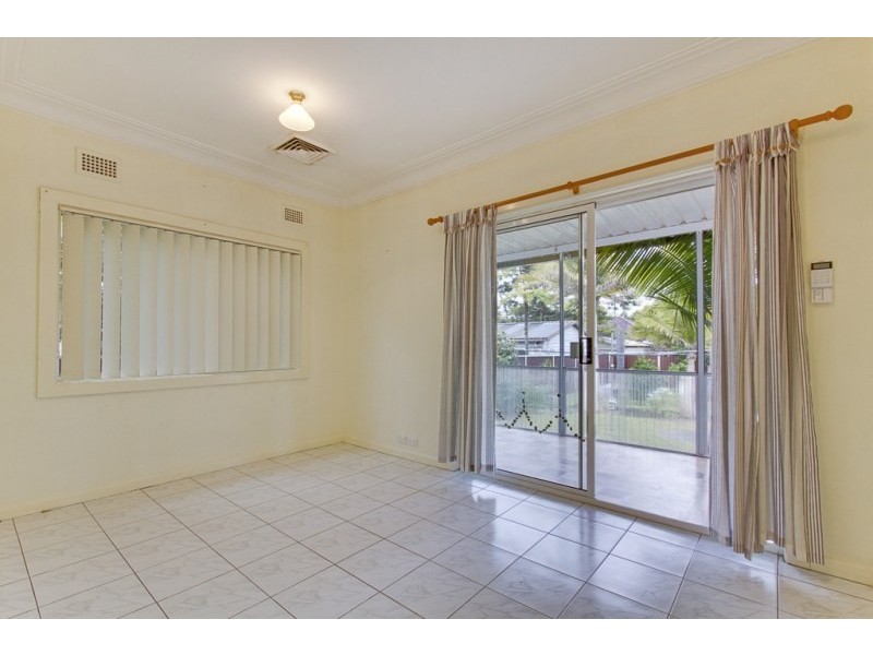 26 Balmoral Road, Northmead NSW 2152