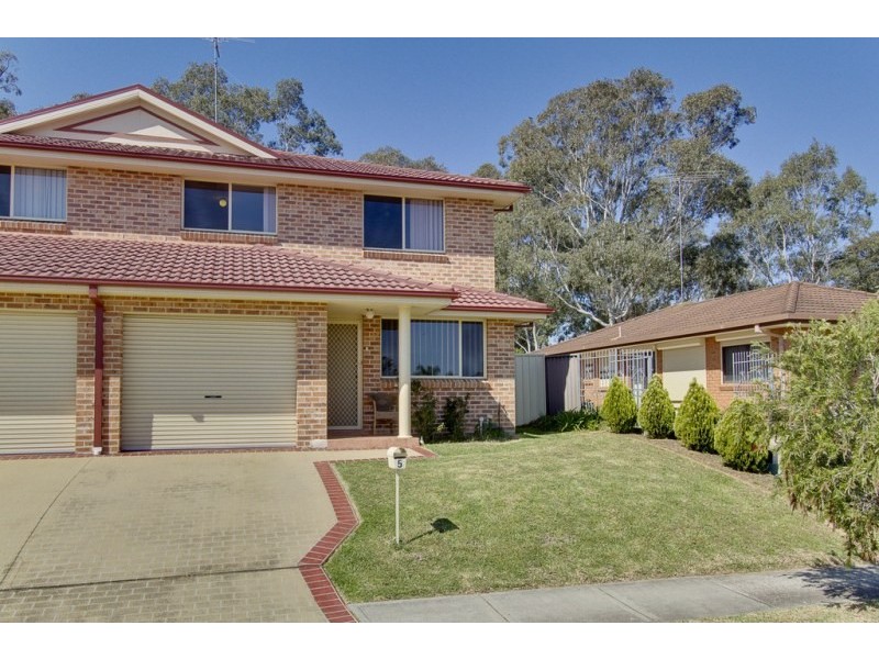 5 Foxwood Avenue, Quakers Hill NSW 2763