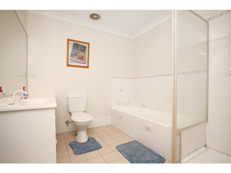 22 Gracelands Drive, Quakers Hill NSW 2763