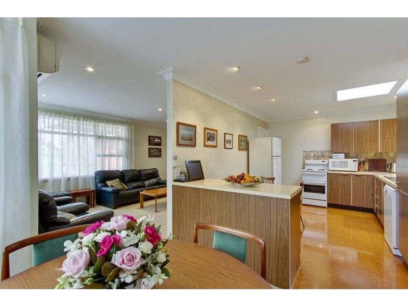 6 Taranaki Place, Northmead NSW 2152