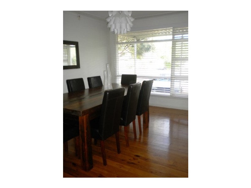 8 Peter Parade, Old Toongabbie NSW 2146