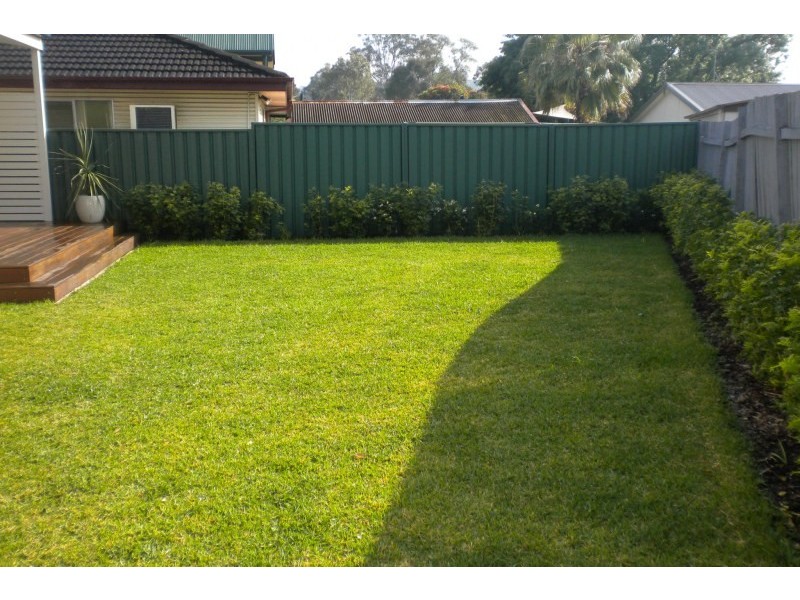 8 Peter Parade, Old Toongabbie NSW 2146