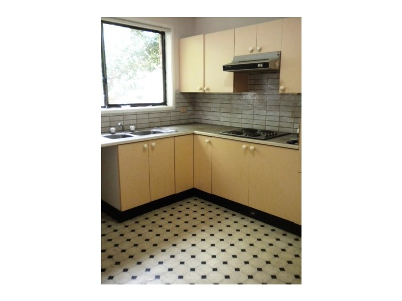 4/22 Caloola Road, Constitution Hill NSW 2145