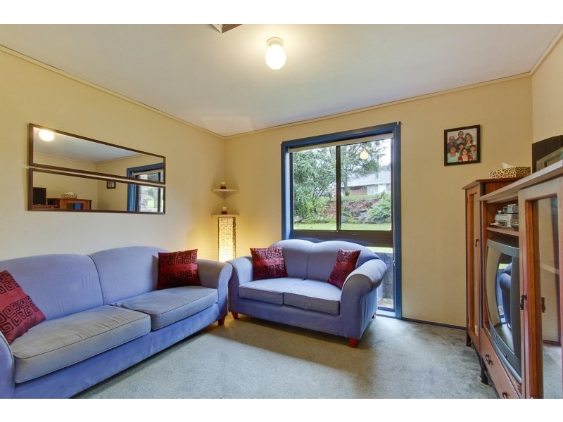 12 Ruth Street, Winston Hills NSW 2153