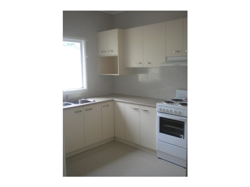 2 Elm Place, Constitution Hill NSW 2145