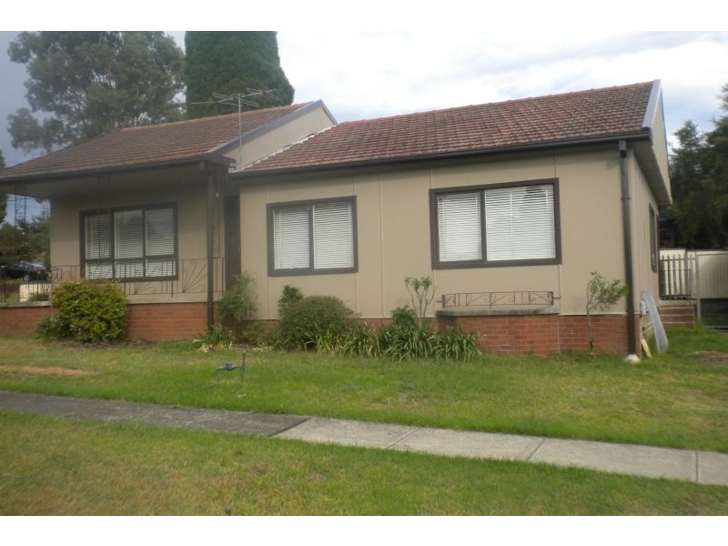 2 Elm Place, Constitution Hill NSW 2145