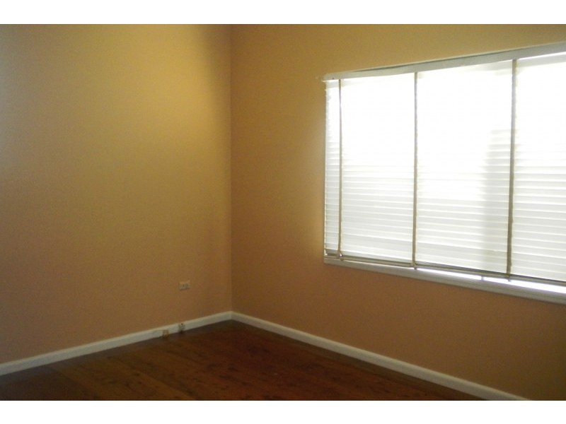 2 Elm Place, Constitution Hill NSW 2145