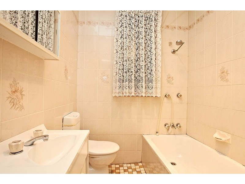 12 Moffat Drive, Lalor Park NSW 2147