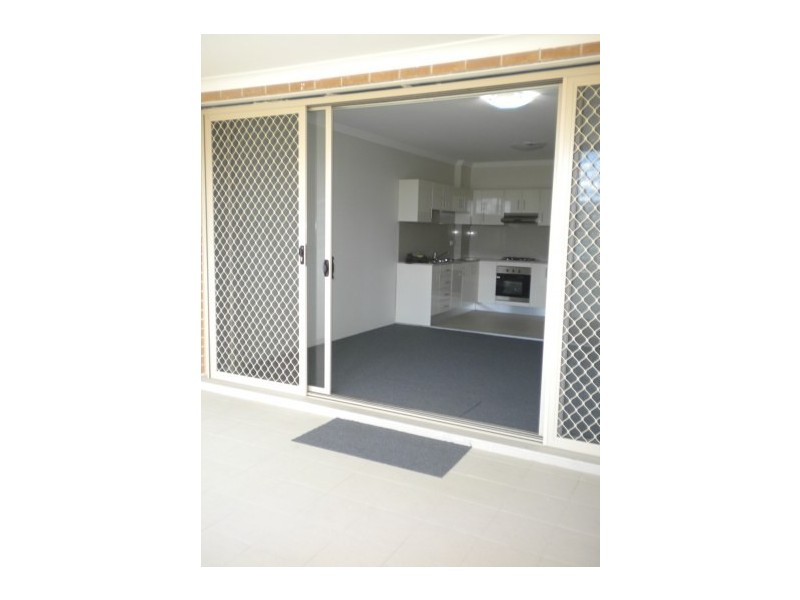Unit 15/12-14 Lydbrook Street, Westmead NSW 2145