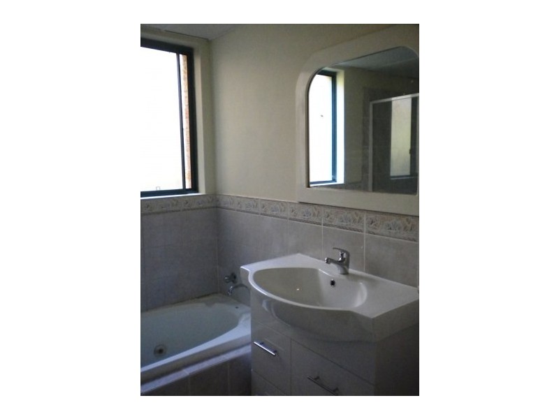 Unit 11/13-17 Bailey Street, Westmead NSW 2145