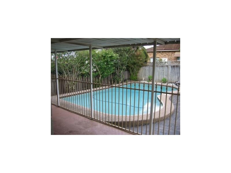 100 Junction Road, Winston Hills NSW 2153