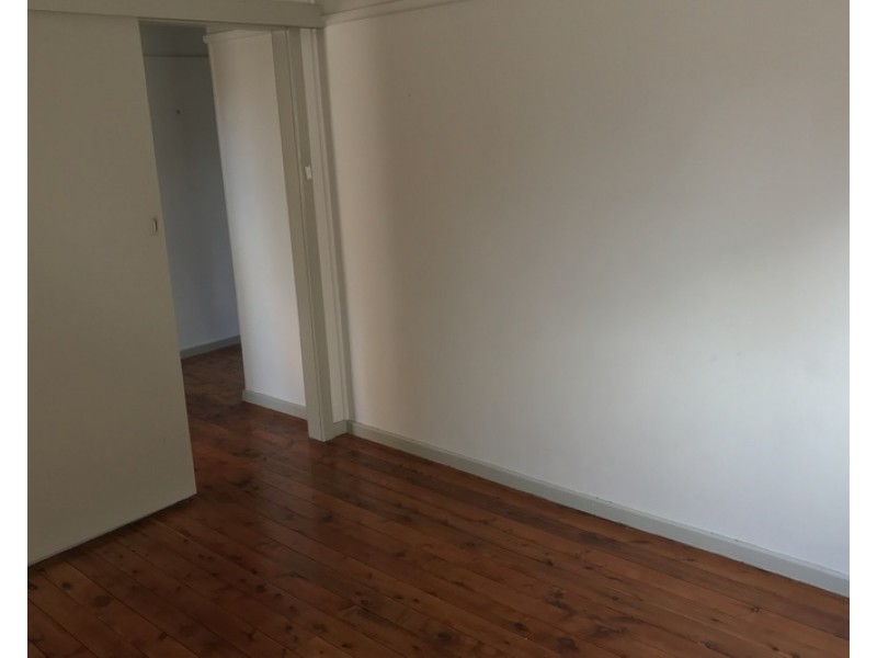 34 Bogalara Road, Toongabbie NSW 2146