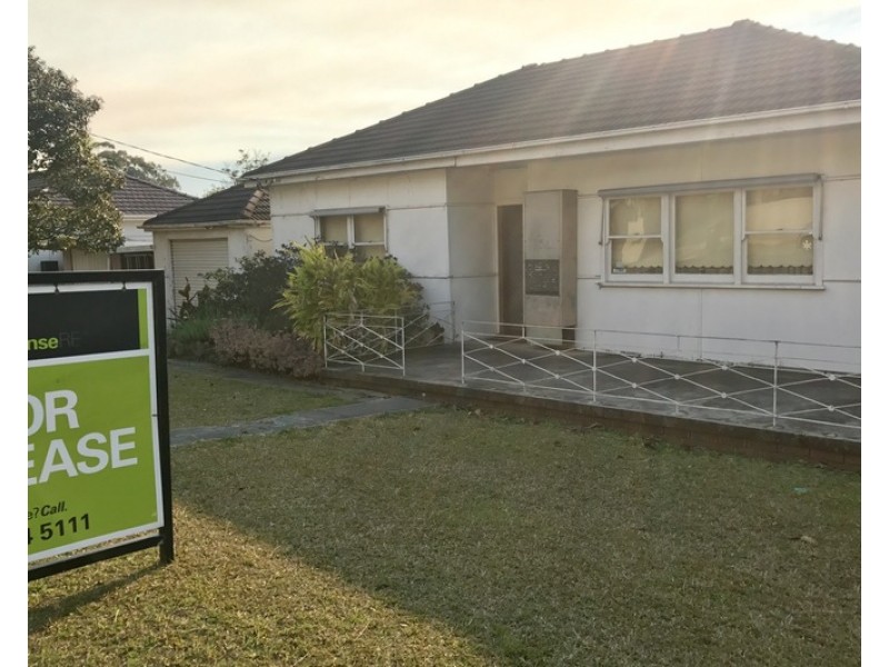 34 Bogalara Road, Toongabbie NSW 2146