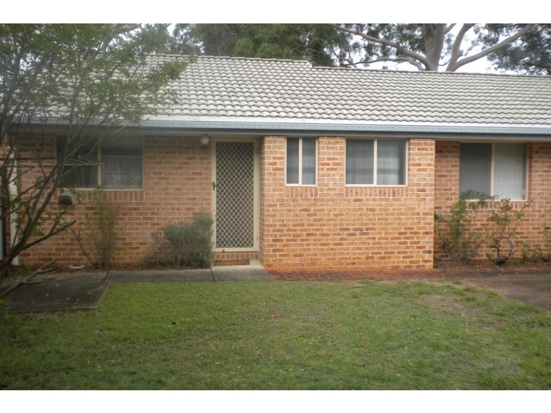 2/7A Betty Avenue, Winston Hills NSW 2153