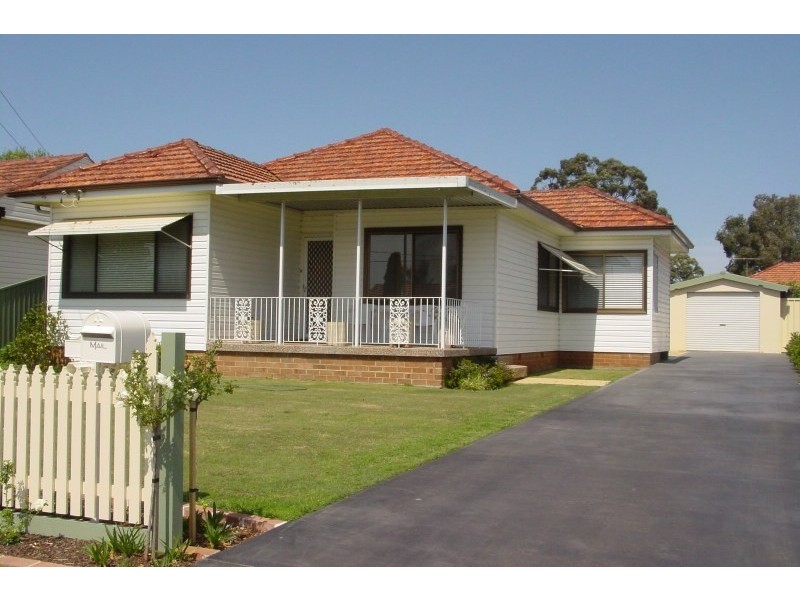 94 Bulli Road, Toongabbie NSW 2146