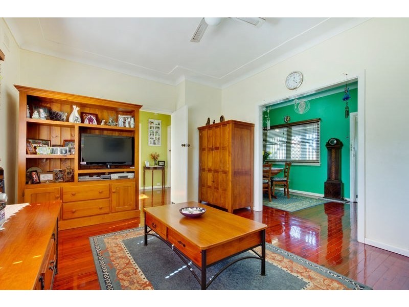 122 Lucas Road, Seven Hills NSW 2147