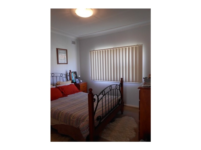 33 Bulli Road, Toongabbie NSW 2146