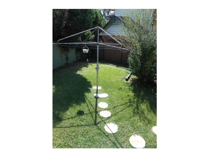 33 Bulli Road, Toongabbie NSW 2146