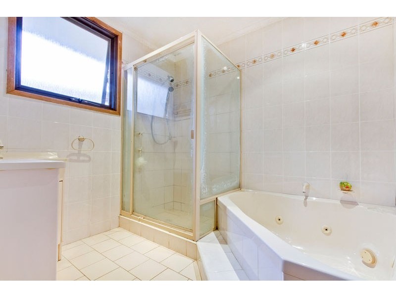 13 Plymouth Crescent, Kings Langley NSW 2147