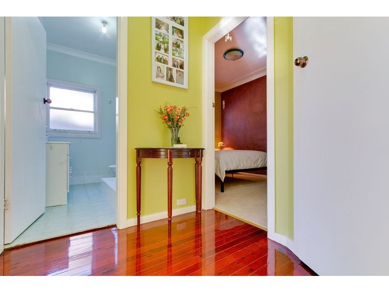 122 Lucas Road, Seven Hills NSW 2147