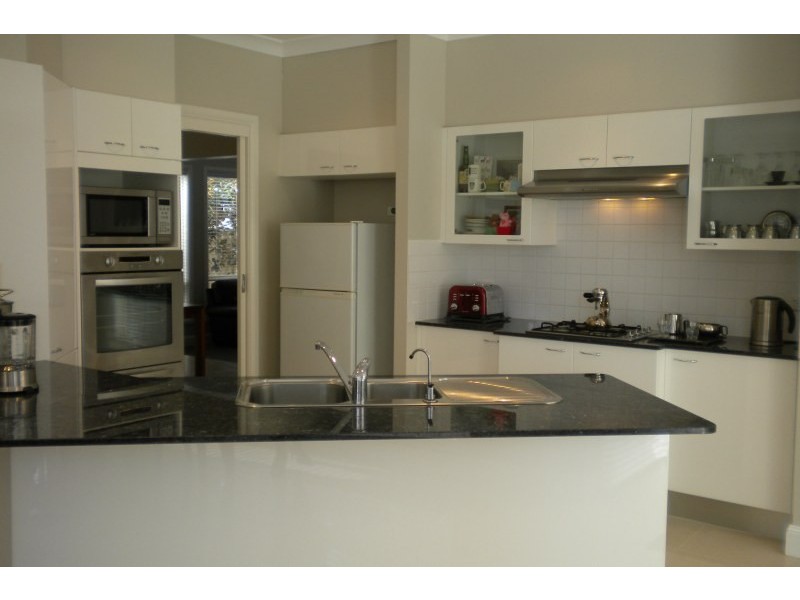 7 Bulli Road, Toongabbie NSW 2146