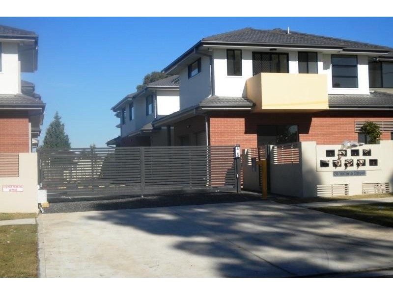 Unit 4/20 Valeria Street, Toongabbie NSW 2146