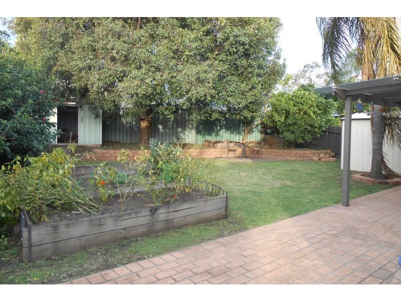 9 Henson Street, Toongabbie NSW 2146