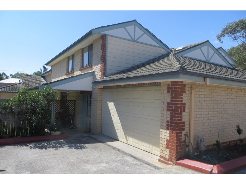 Unit 2/13 Watkins Road, Baulkham Hills NSW 2153