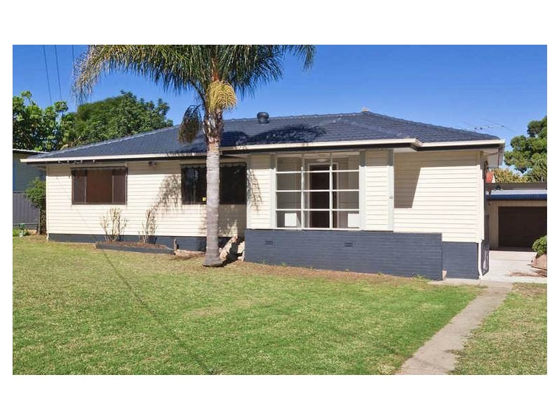 42 Nella Dan Avenue, Tregear NSW 2770