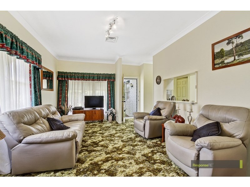 6 Potter Street, Old Toongabbie NSW 2146