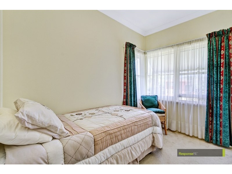 6 Potter Street, Old Toongabbie NSW 2146