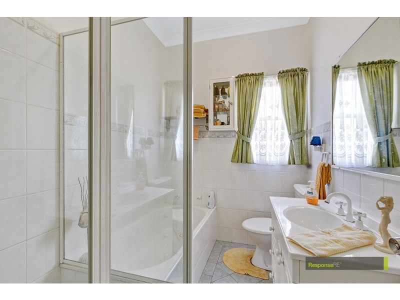 6 Potter Street, Old Toongabbie NSW 2146