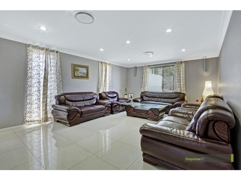 21 Glenn Avenue, Northmead NSW 2152