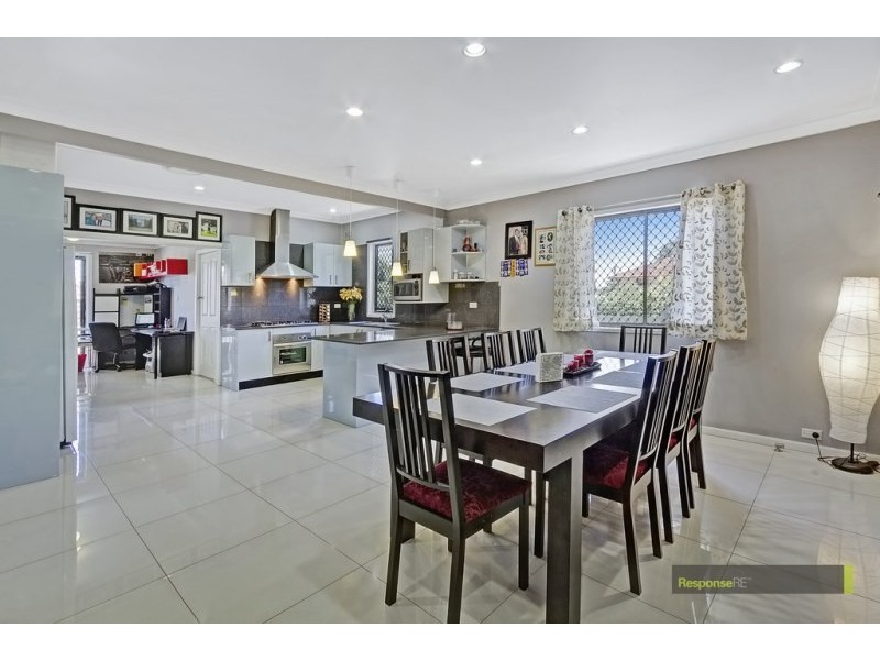 21 Glenn Avenue, Northmead NSW 2152