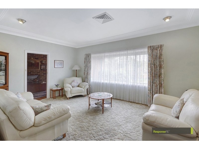 14 Kelvin Grove, Winston Hills NSW 2153